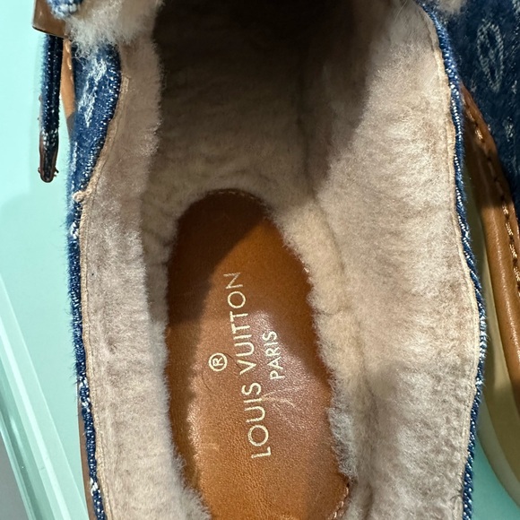 Men’s Authentic LV Mules/slip on size 8. A rare find. - Picture 7 of 8